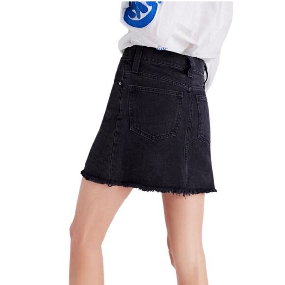 Madewell McCarren Denim Mini Skirt Black Wash Cotton Pockets Raw Hem Size 26 - Picture 6 of 7